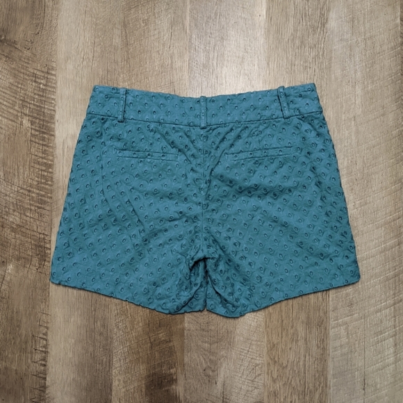 Loft Ann Taylor Teal Eyelet Shorts size 2 - Picture 3 of 8